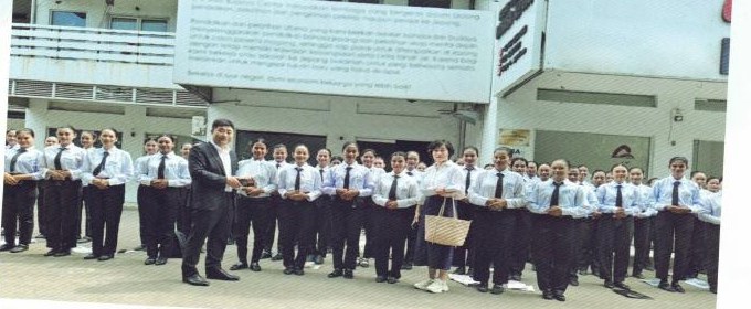 インドネシアで育成された人材の集合写真